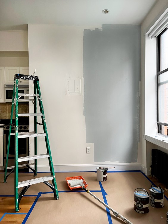How I Found the Perfect Blue-Gray Paint Color for my Apartment | domino