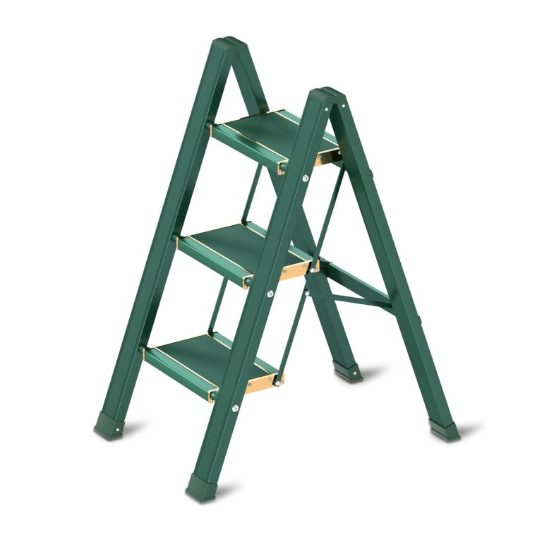  three-step ladder