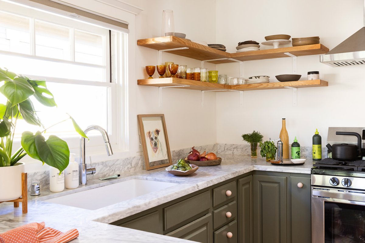 We Asked a Pro Plumber: How Do You Swap a Kitchen Faucet on Your Own?