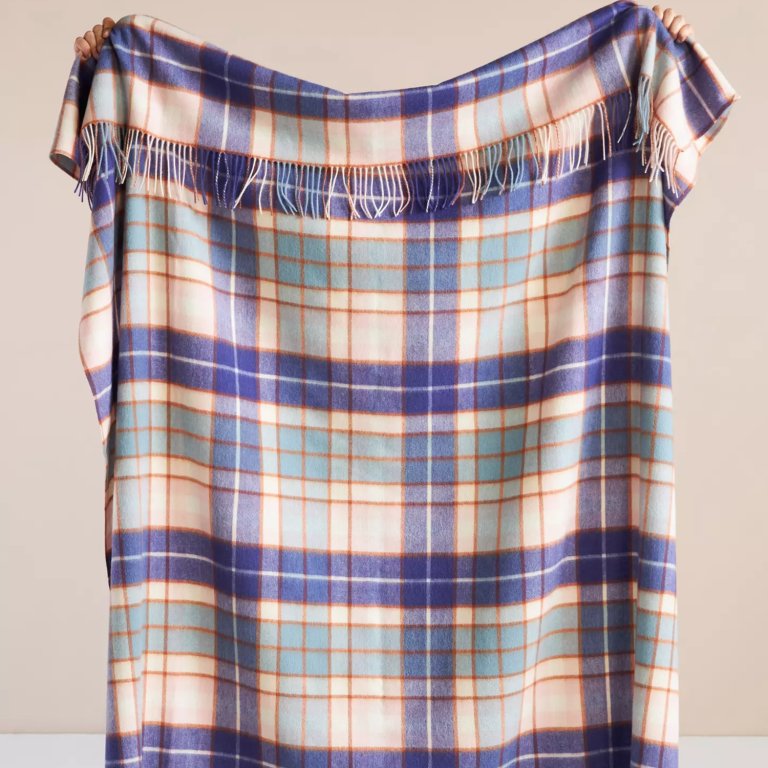 Tartan co. Buchanan Throw Blanket