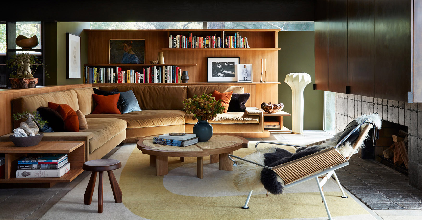 8 Mid-Century Modern Living Rooms Without an Eames Chair in Sight