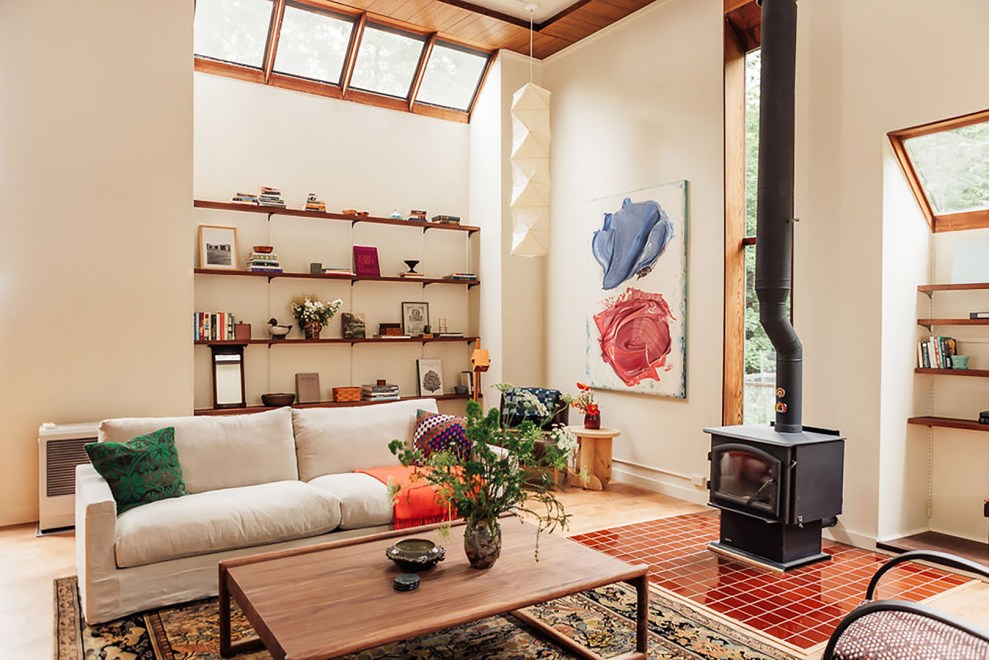 8 Mid-Century Modern Living Rooms Without an Eames Chair in Sight