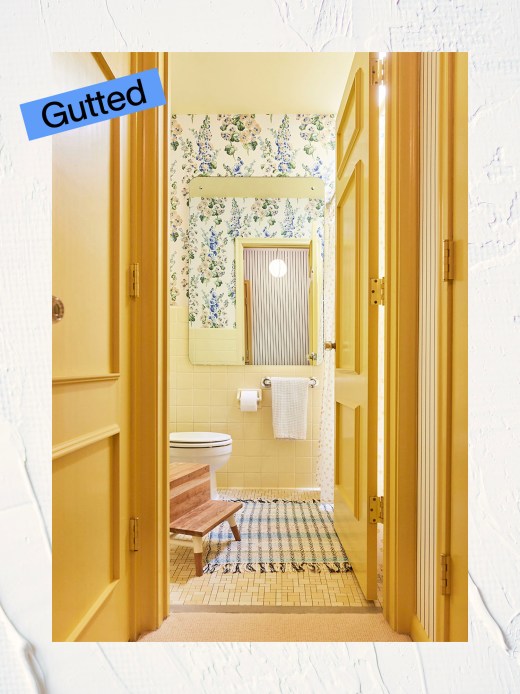 What to Know Before You Wallpaper Your Bathroom