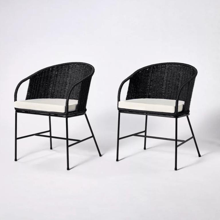  black chairs