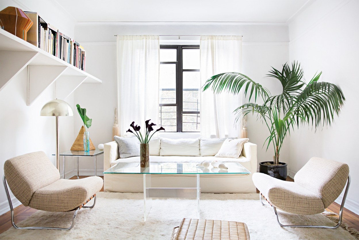 View of 8 Minimalist Living Room Ideas That Are Still Totally Practical
