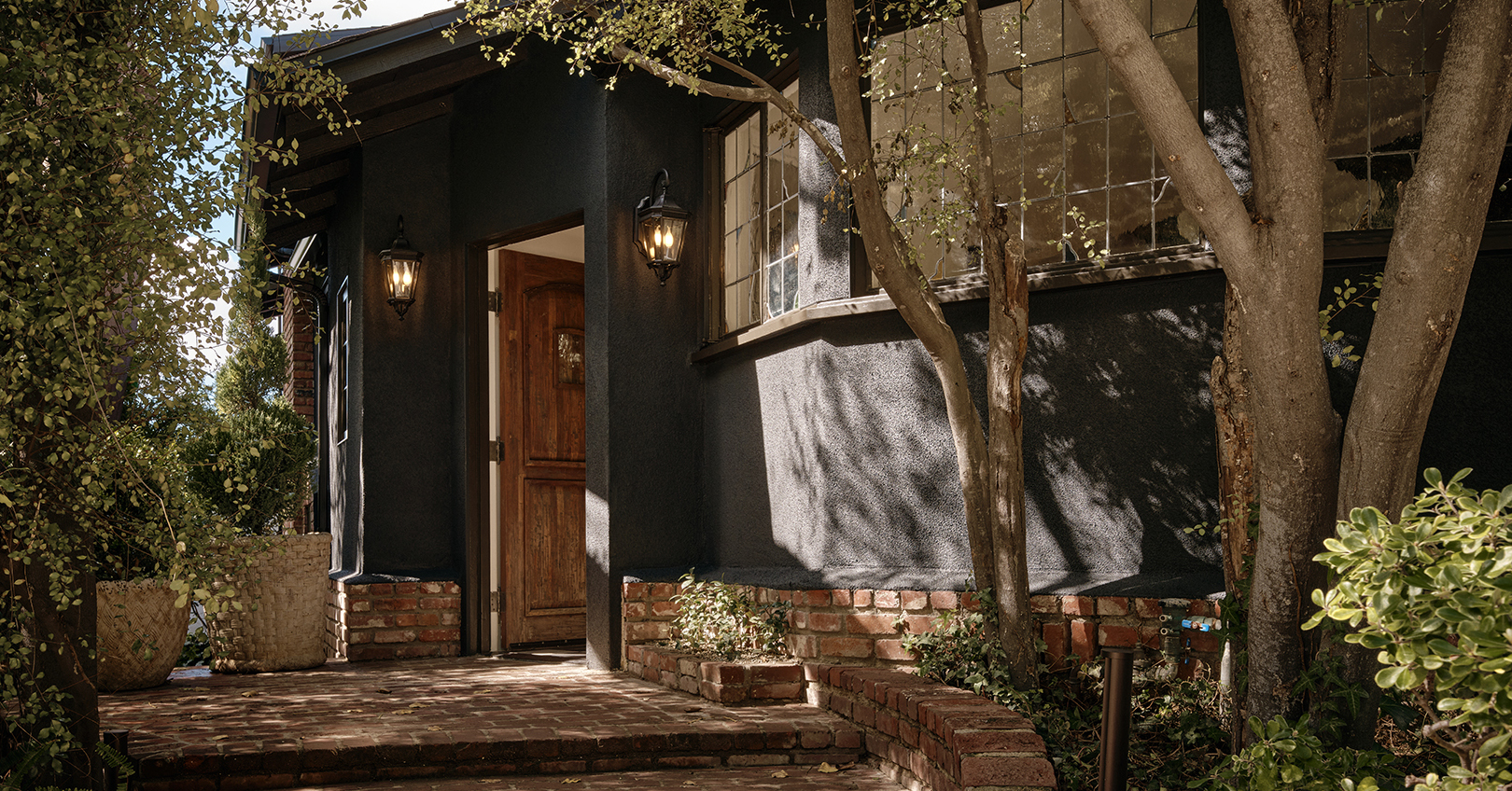 The Updates That Made This House Worthy of a Bid $700K Over Asking