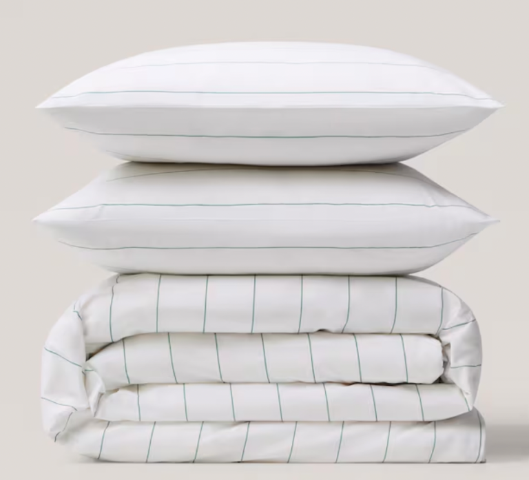  stripe white bedding