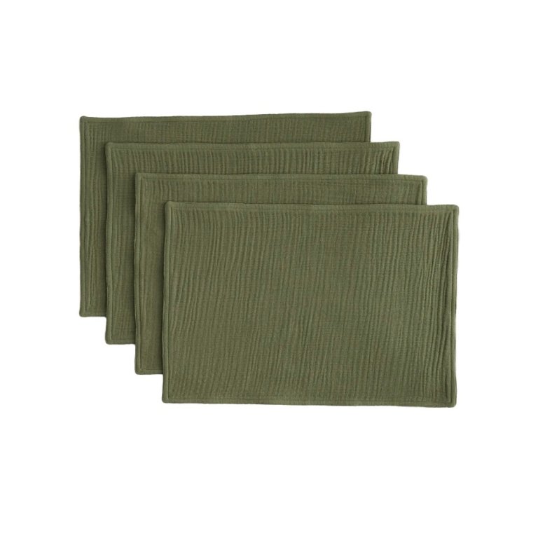  green placemats