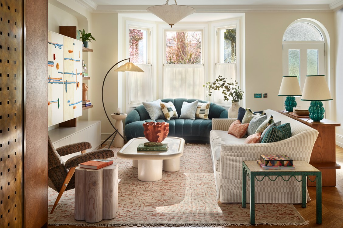 Stunning Wallpaper Ideas for the Living Room | Domino