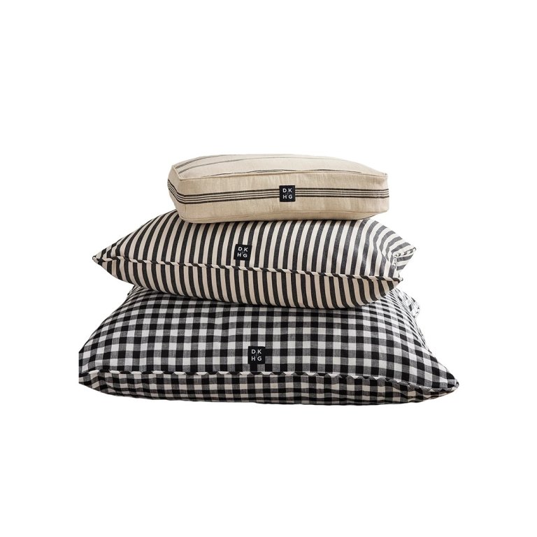  black and white patterned dog beds