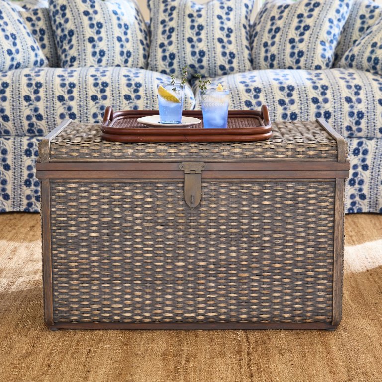  Rattan trunk