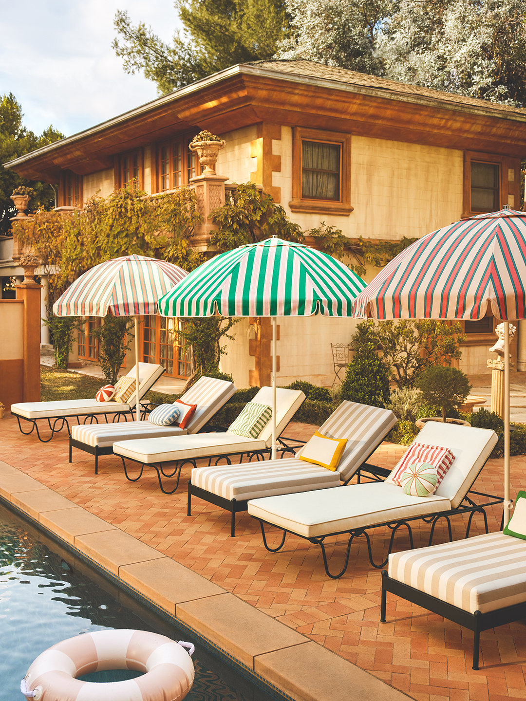New Sarah Sherman Samuel Outdoor Furniture Just Hit Lulu and Georgia