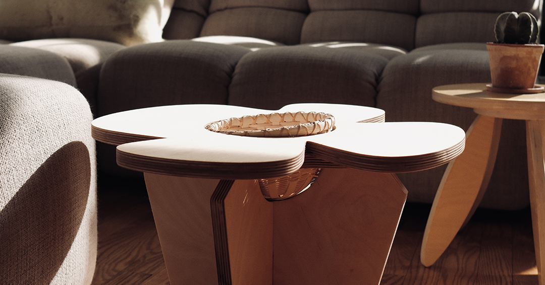 We Could All Use This Coffee Table and Storage Basket in One