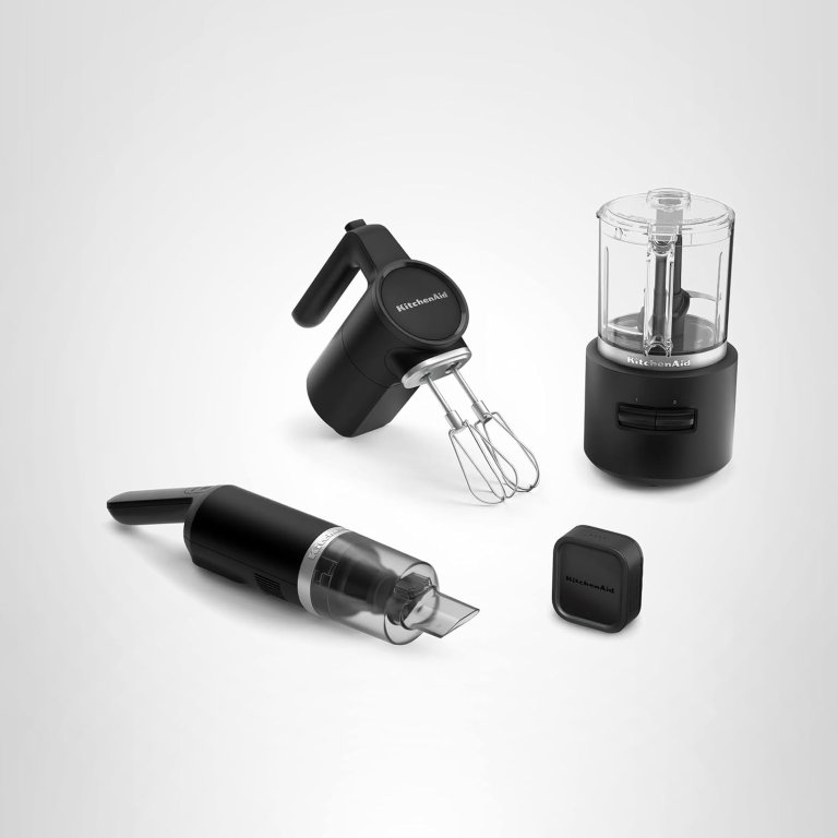  set of 3 black cordless kitchen appliances