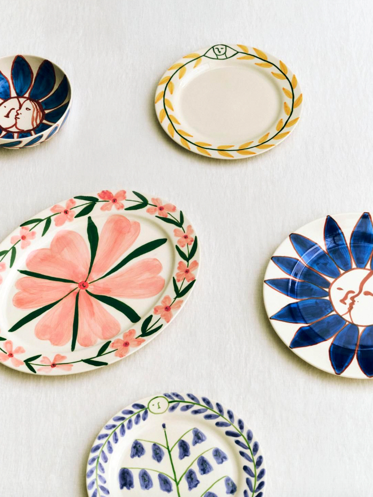 Hay-2025-collection-domino-1