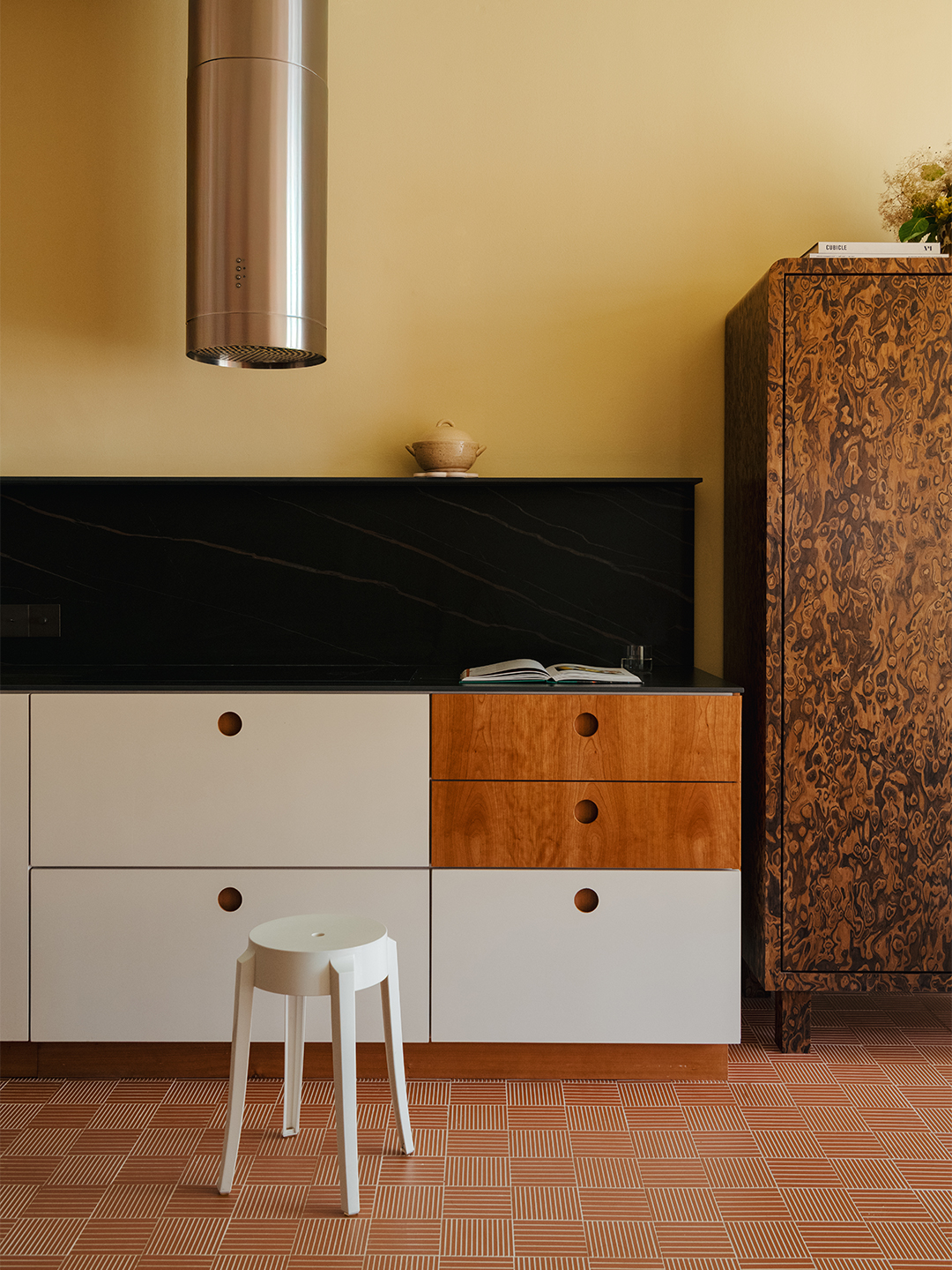 A modern range with cylinder hood