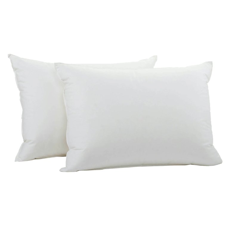  white pillows