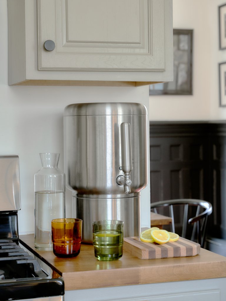 00-FEATURE-Rorra-Water-Dispenser-Review-Domino-09