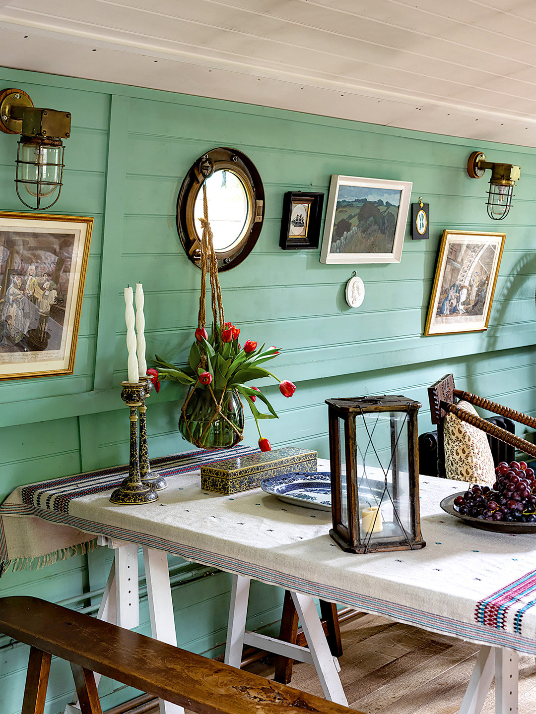 dining table in house boat