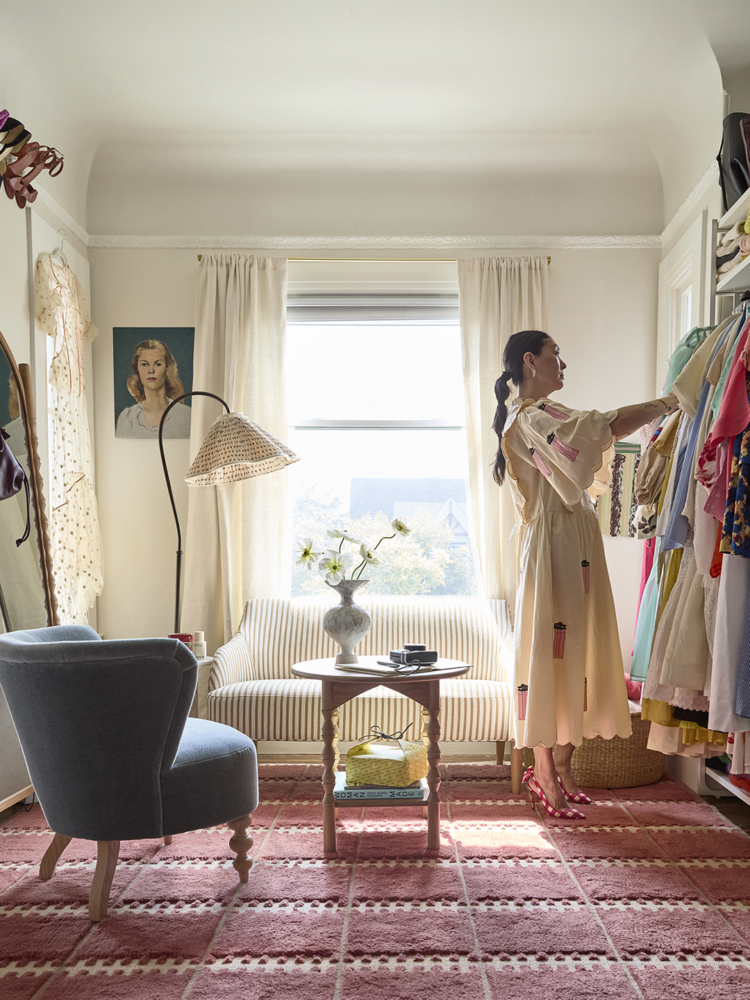 A Modular IKEA Wardrobe Keeps This Fashion Influencer's “Cloffice