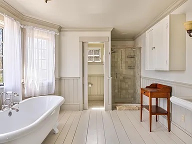 white farmhouse bathroom