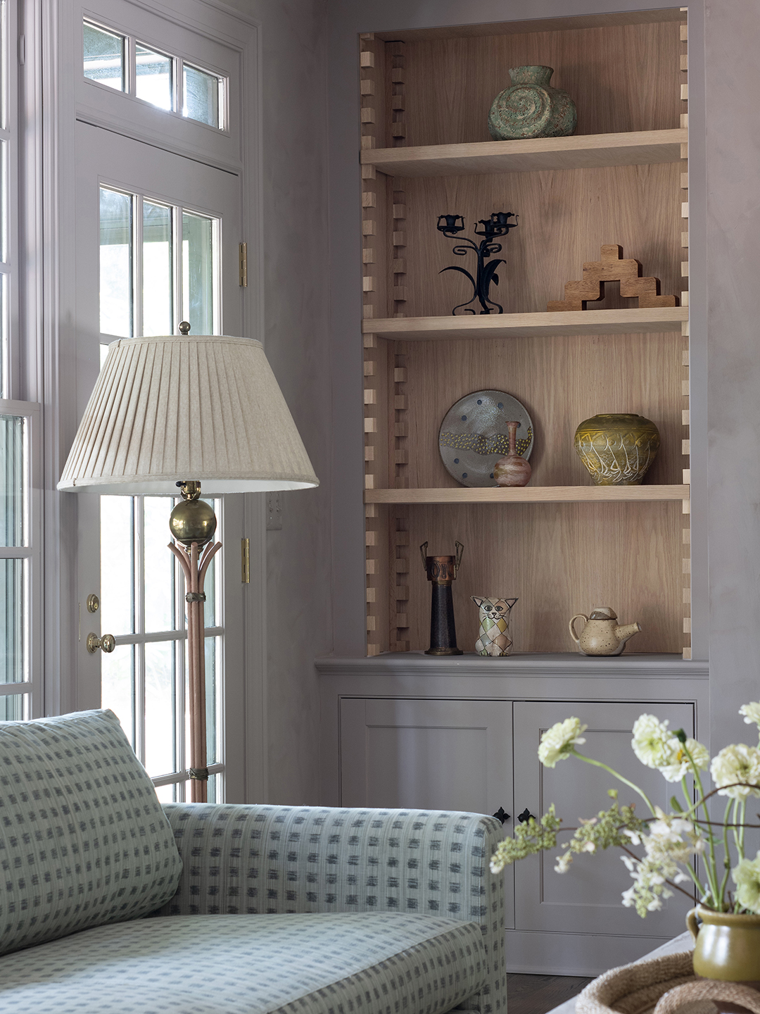 chair near bookshelves