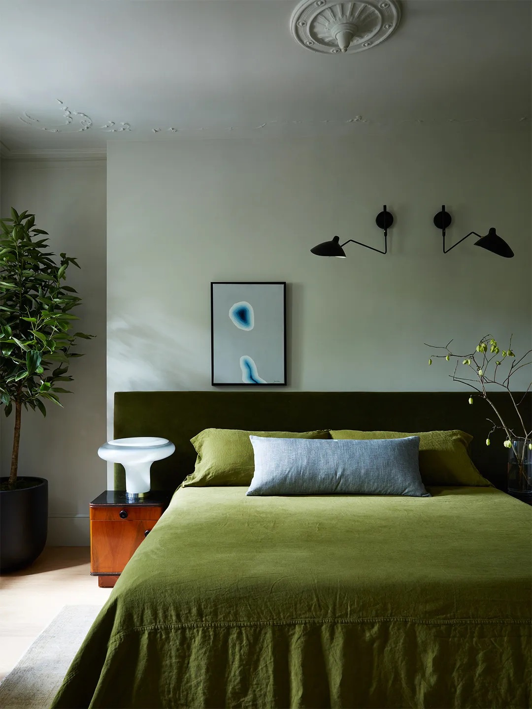 green bedroom