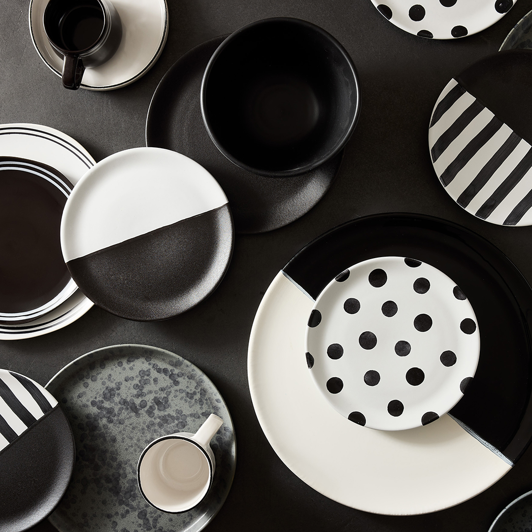 black and white plates