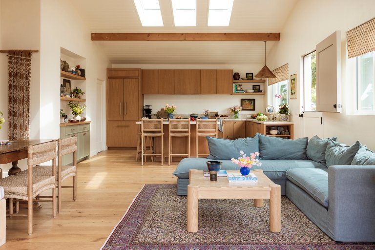 00-FEATURE-NEWS-2006-vs-2016-homes-Domino-01