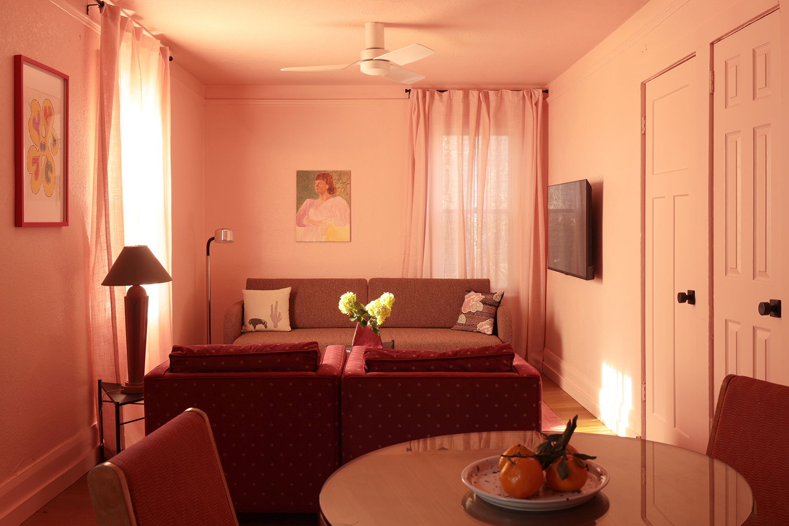 coral pink living room