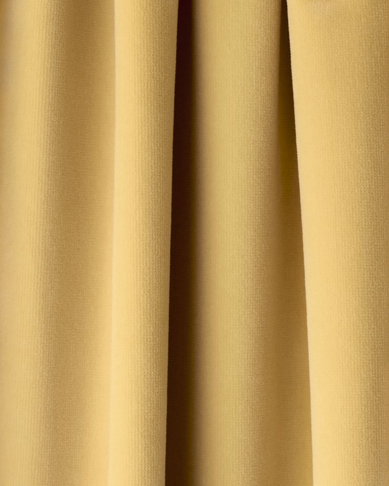  curtain
