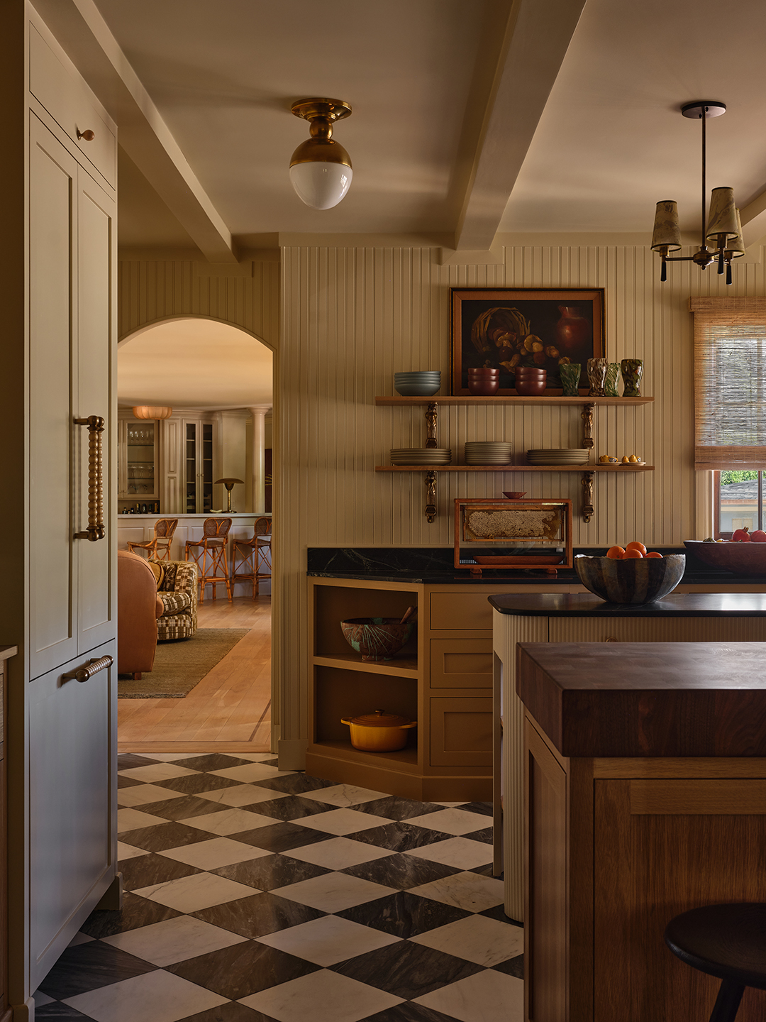 00-FEATURE-Beadboard-Spotlight-Bright-Idea-Domino-01