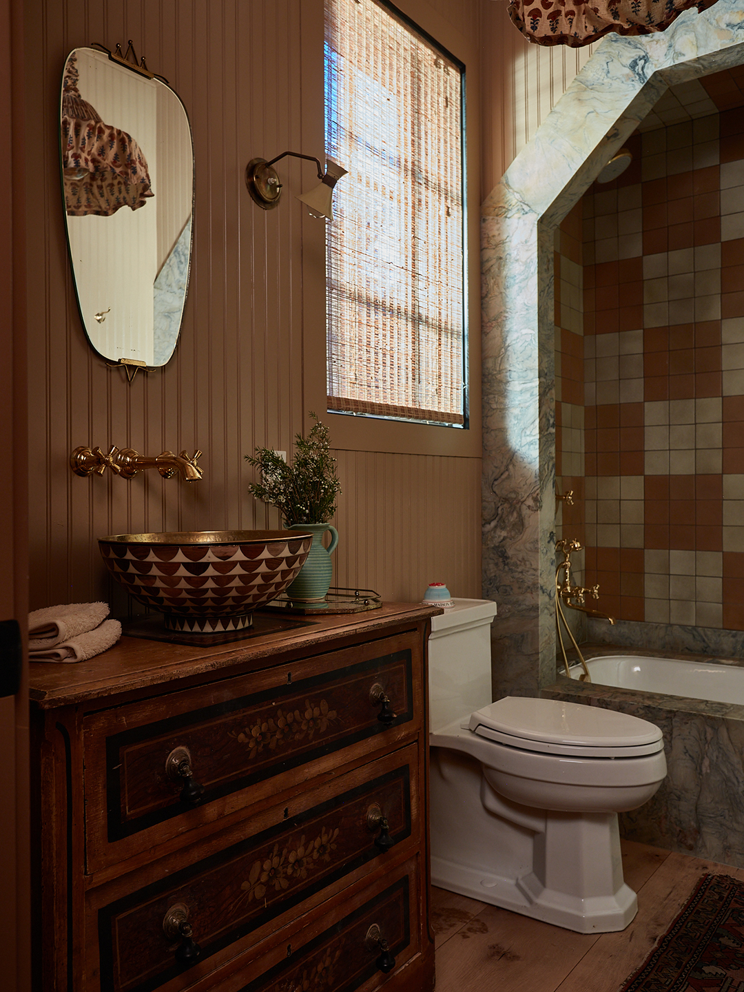 Beadboard-Spotlight-Bright-Idea-Domino-03