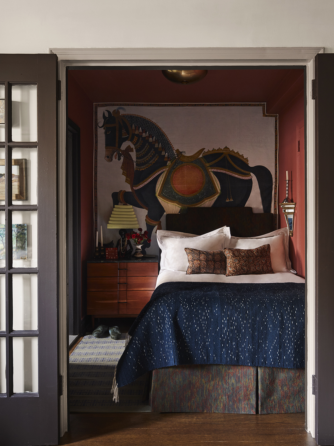 A Little Celestial, A Lot Striking—This Designer's 550-Square-Foot