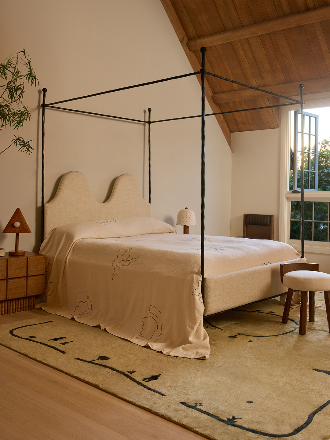 Lulu-and-Georgia-SSS-Bed-and-Bath-Collection-Domino-02