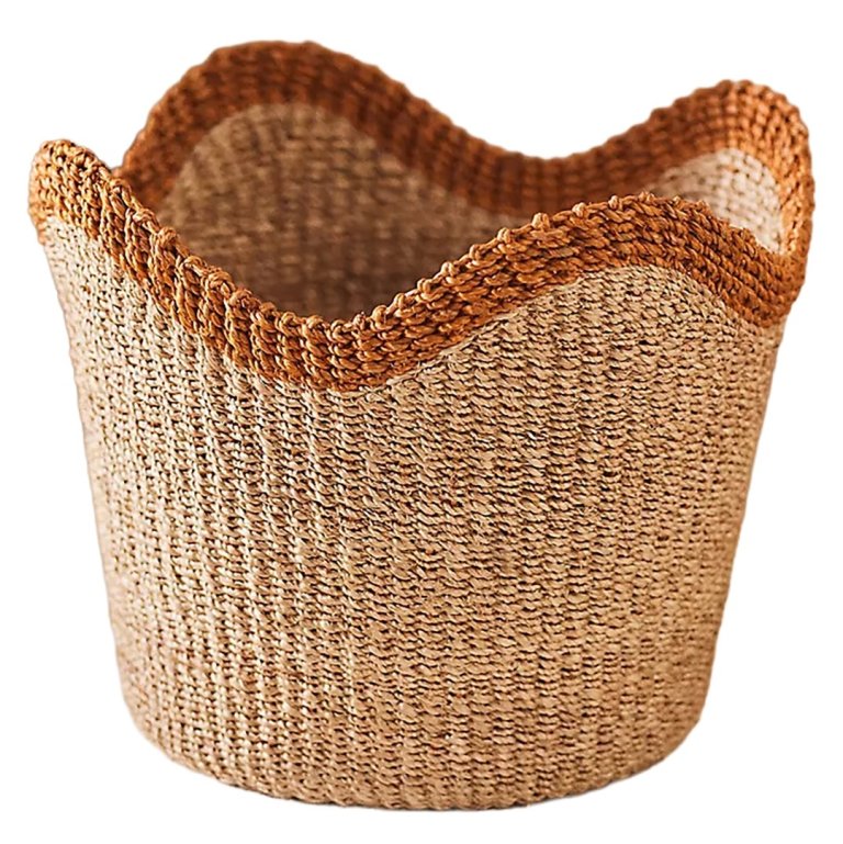 basket with scalloped top