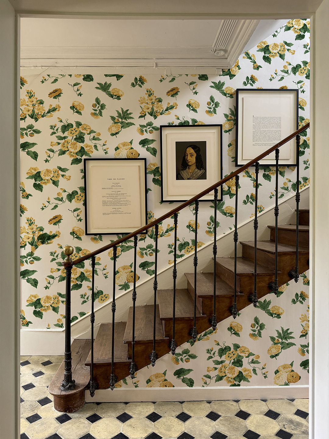 Clare-V-x-Wallshoppe-Domino-04