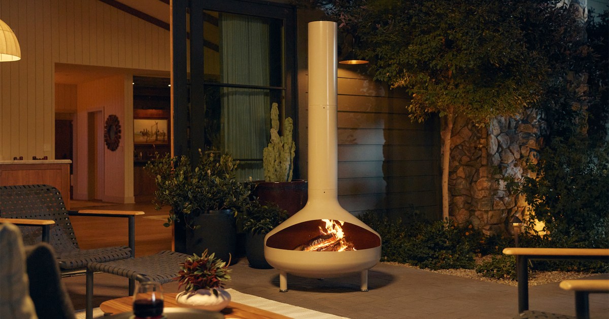 These New Cushion-Less Outdoor Chairs Are Low Maintenance and ...
