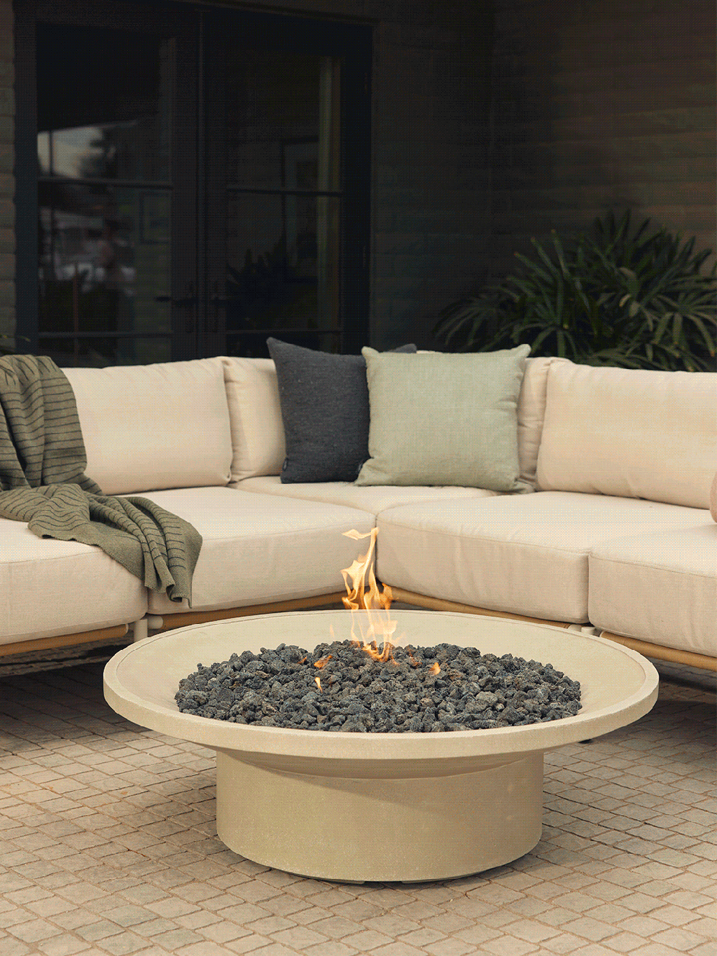 These New Cushion-Less Outdoor Chairs Are Low Maintenance and ...