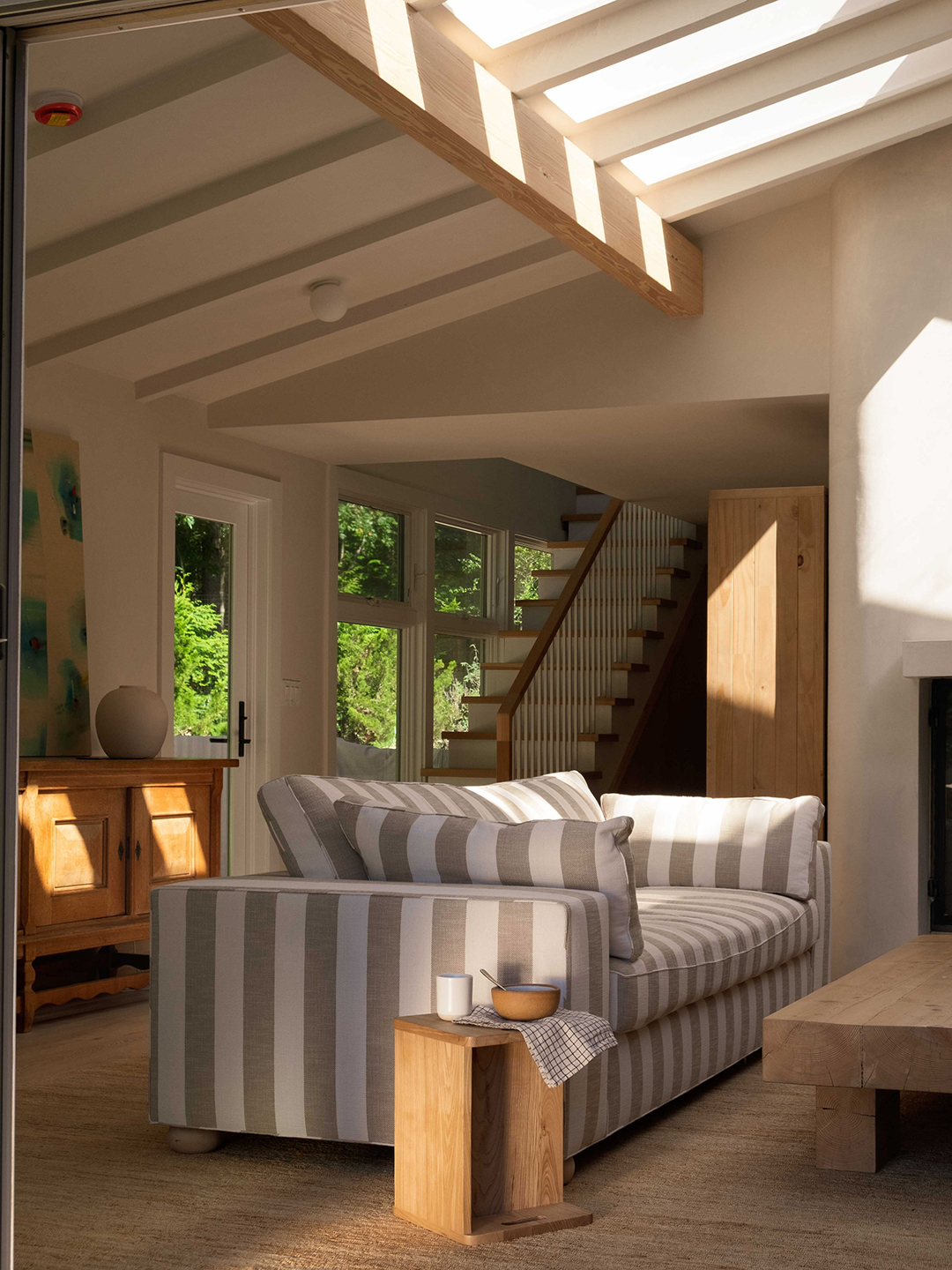 Caroline-Z-Hurley-Home-Tour-Living-Room-Domino-20