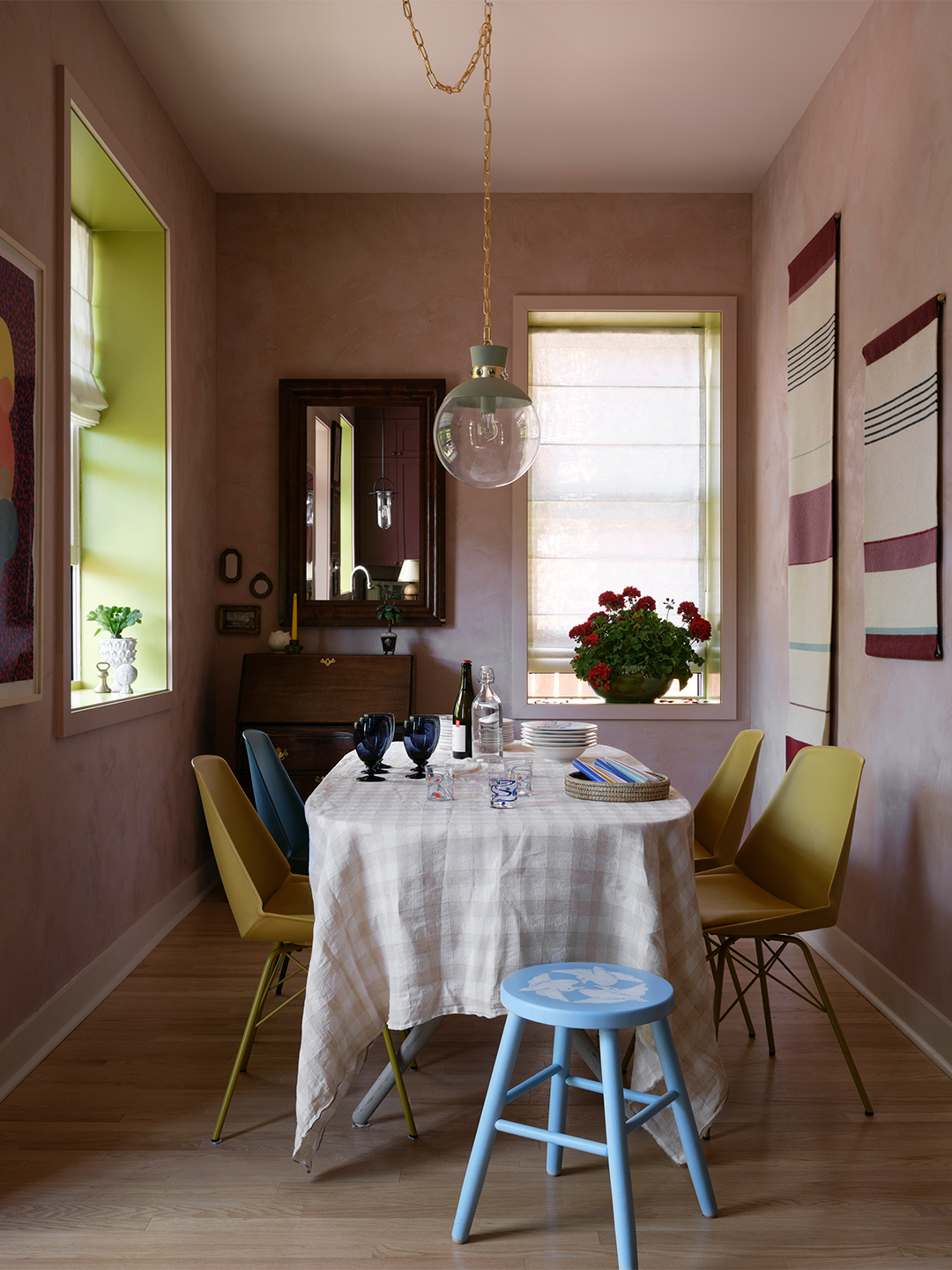 sherwin-williams-loneliest-color-2026-domino-07