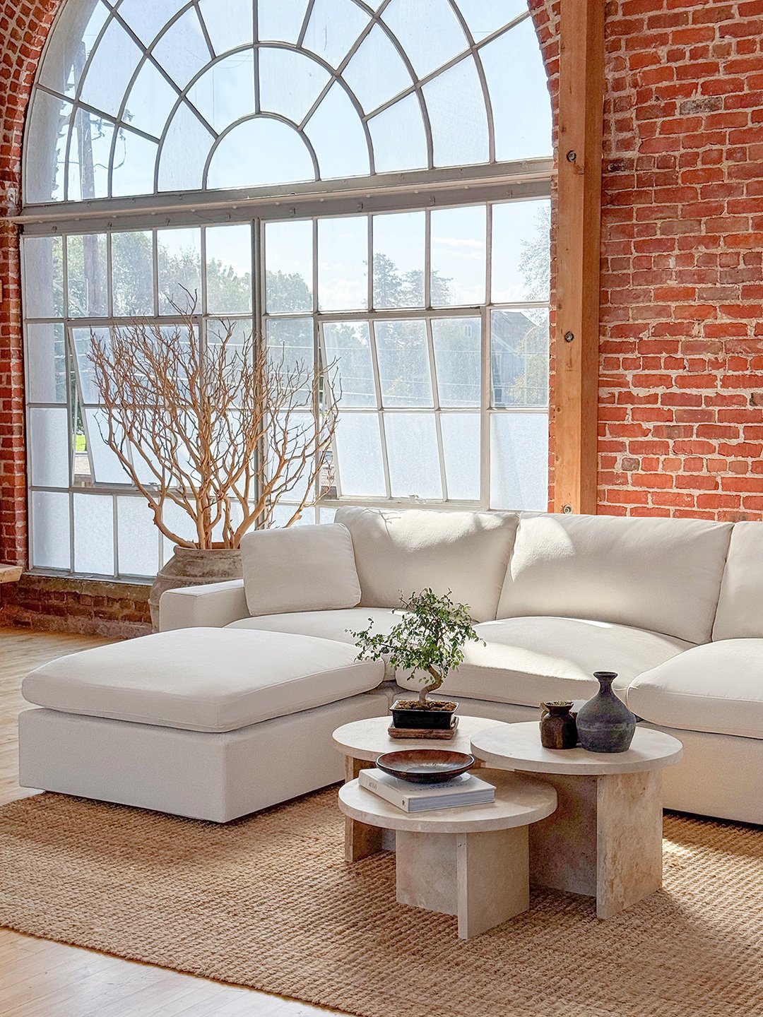 7th-avenue-thin-arm-sofa-collection-domino-03