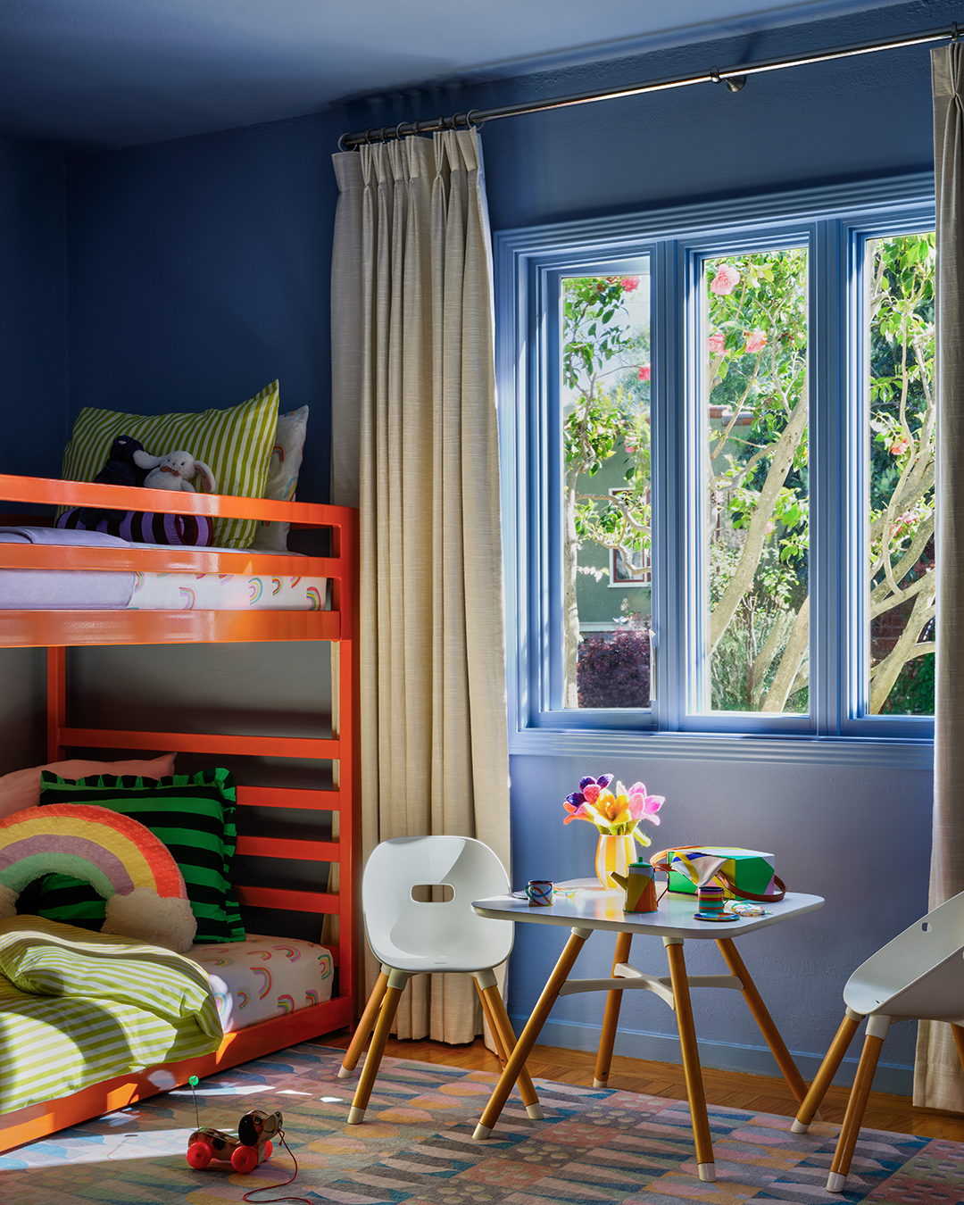 blue kids bunk room