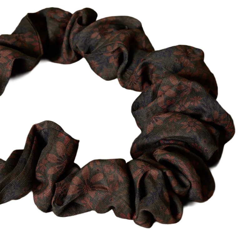 floral cord cover