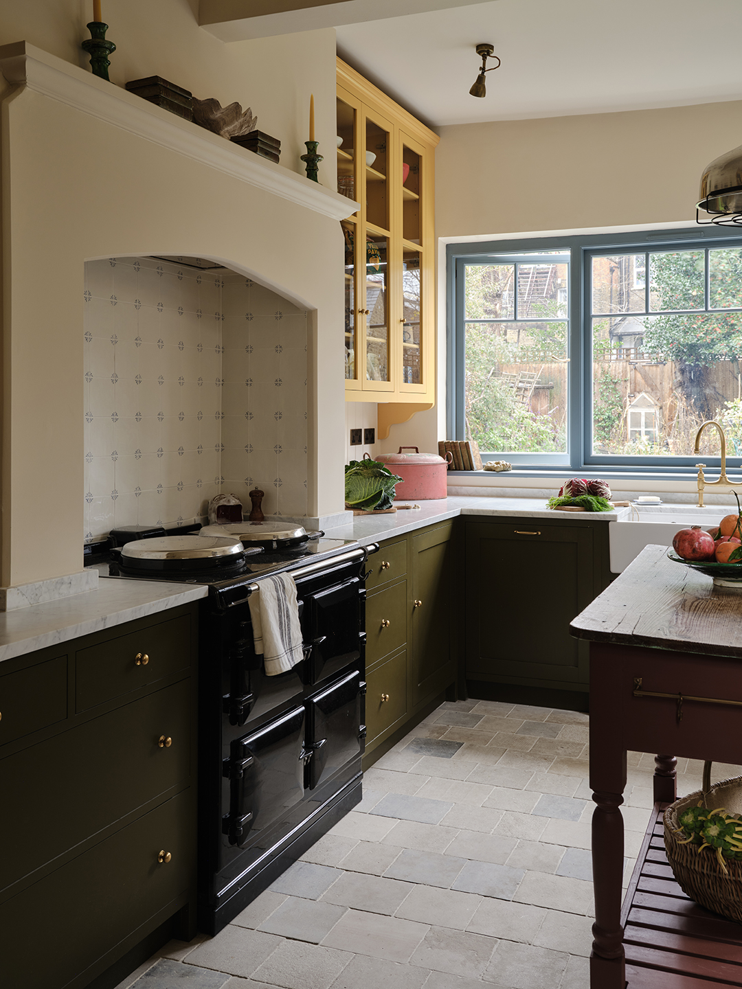 green kitchen cabinets
