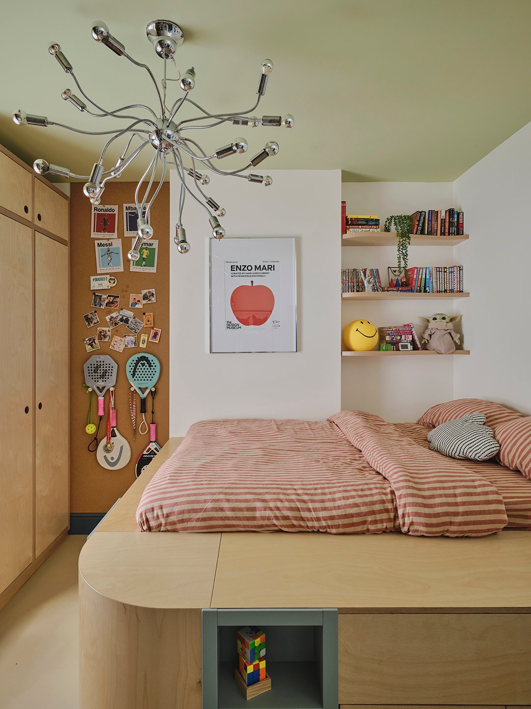 platform bed