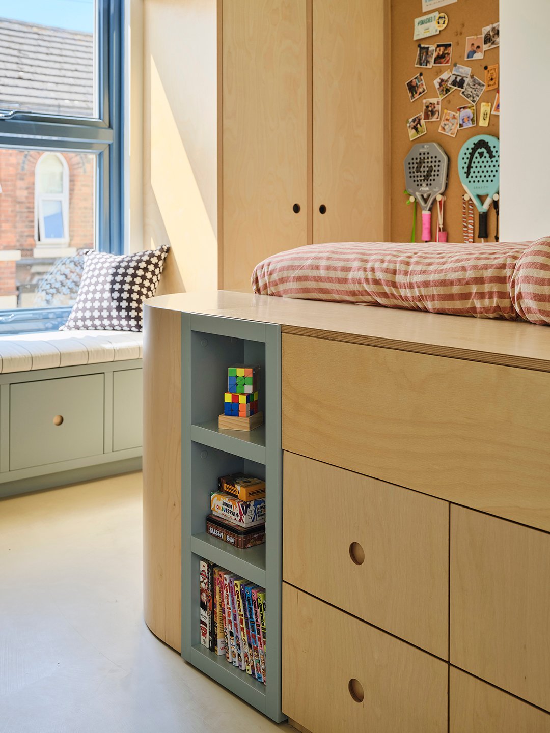 cubbies in platform bed