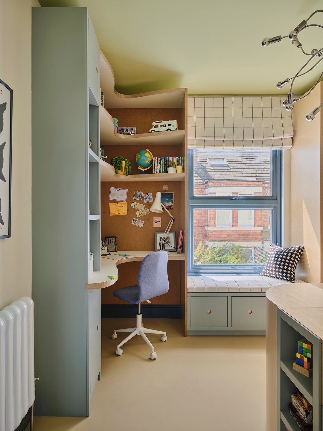 built in kid desk