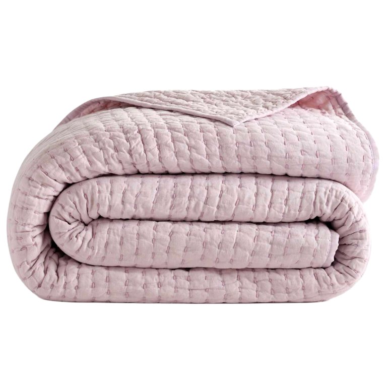 pale pink bed blanket