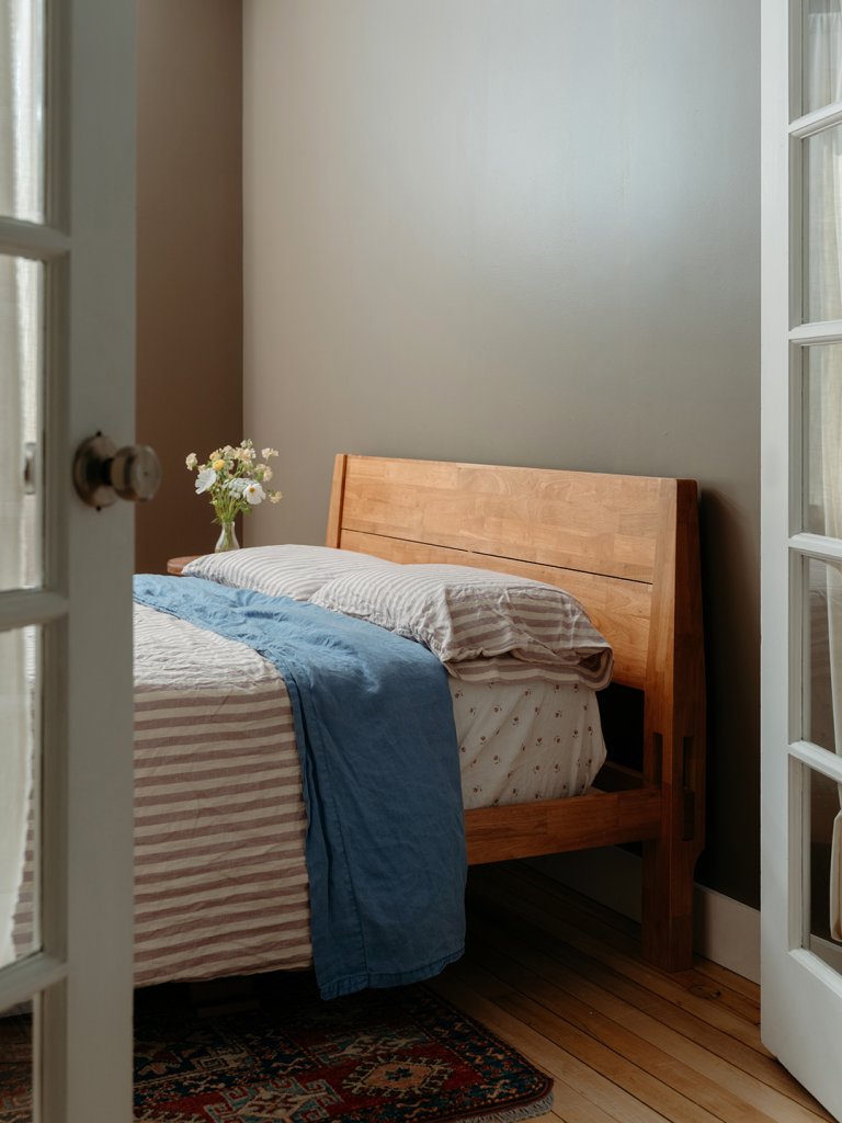 wood bed with headboard